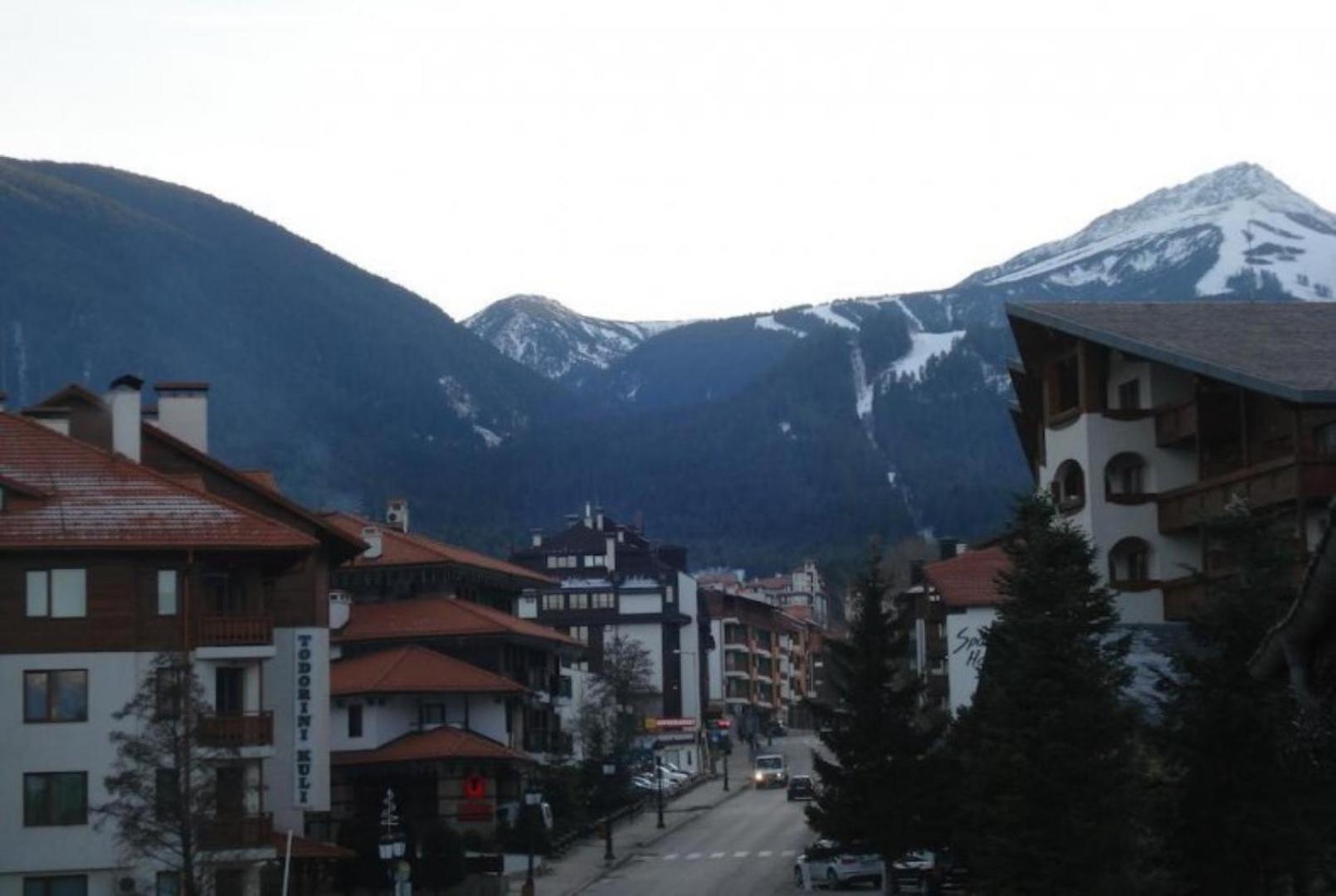 Granat Gondola Lift Apartments Банско Екстериор снимка