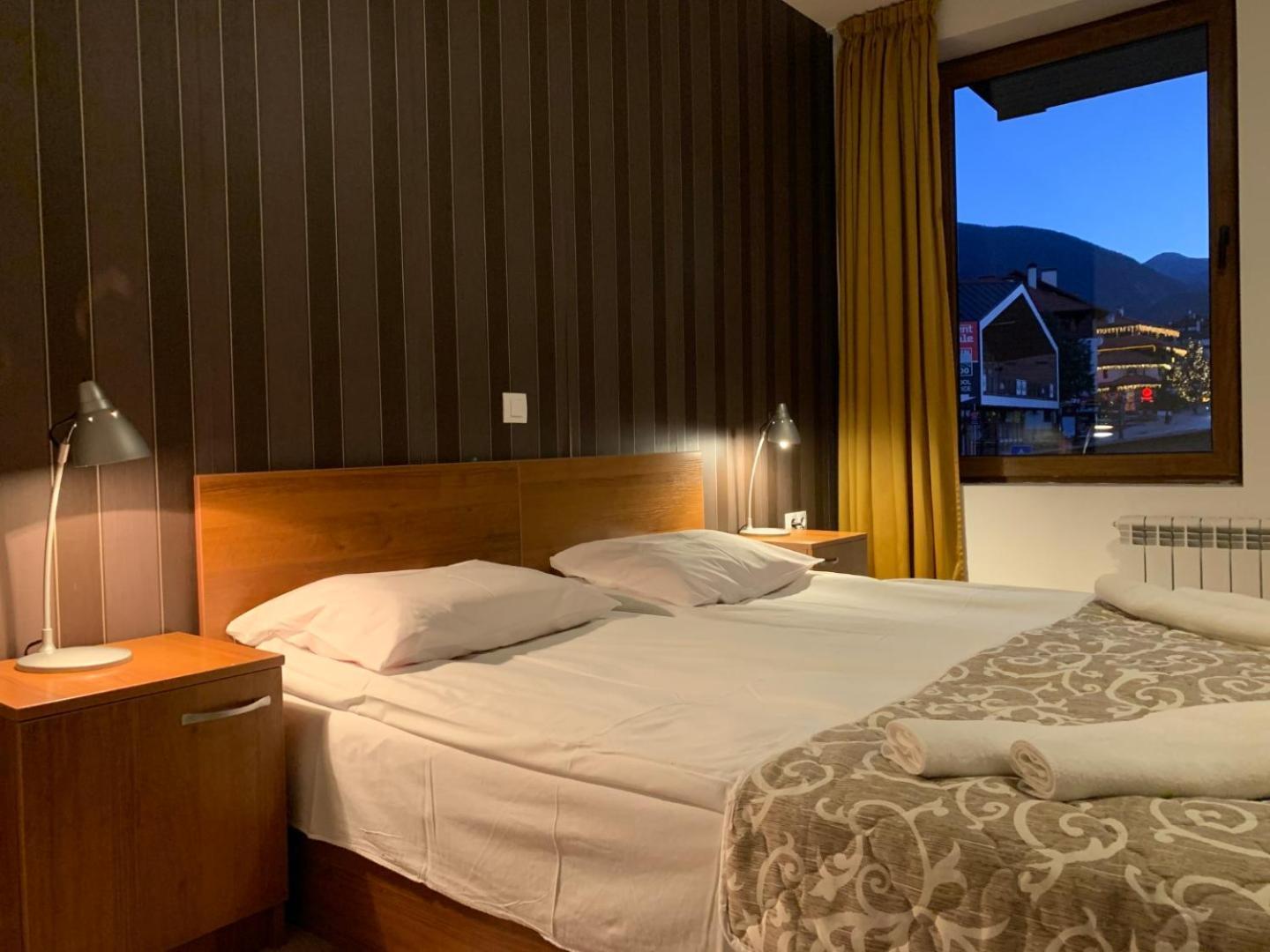 Granat Gondola Lift Apartments Банско Екстериор снимка